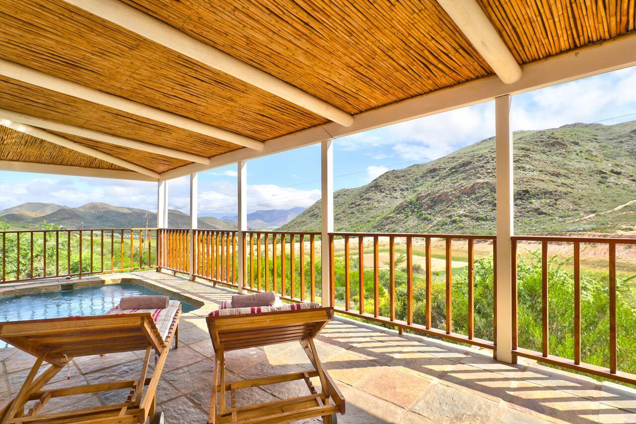 Orange Grove Villa Robertson Exterior photo